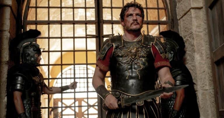 El polémico beso gay que sacaron de Gladiador 2 y la dura crítica de Denzel Washington: «creo que se asustaron»