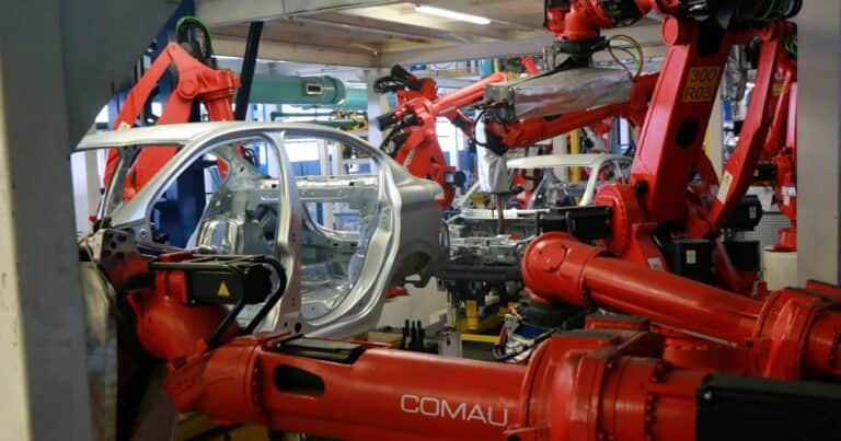 Autos: con 53.000 unidades, la producción de noviembre fue la mejor en lo que va del año