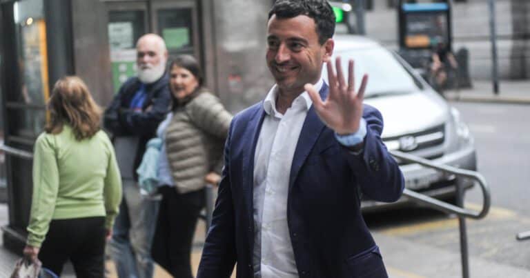 «No estamos dispuestos a entregarnos a la dádiva»: estalló la interna radical en Córdoba por el acercamiento de Rodrigo de Loredo a Milei