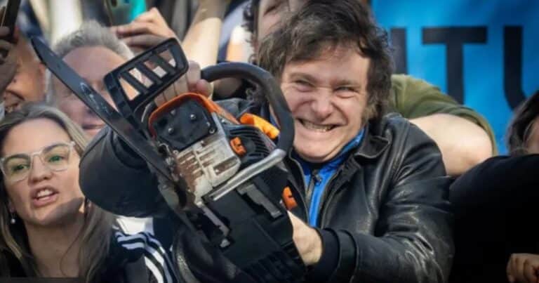 La motosierra de Milei rebanó más de un cuarto del gasto público y pegó fuerte en seguridad social, obra pública y transferencias a provincias