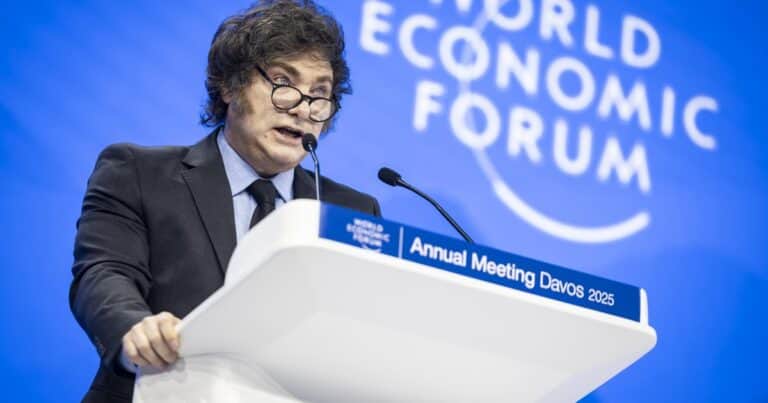 Tras sus críticas a la homosexualidad en Davos, ahora Javier Milei afirma: «Nos acusan de decir cosas que no dijimos»