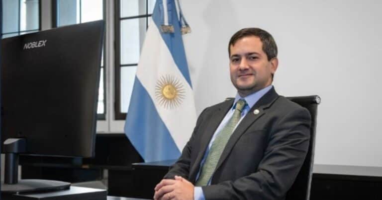 Tras su despido, el ex titular de la UIF reivindicó sus denuncias contra Cristina Kirchner y Martín Insaurralde