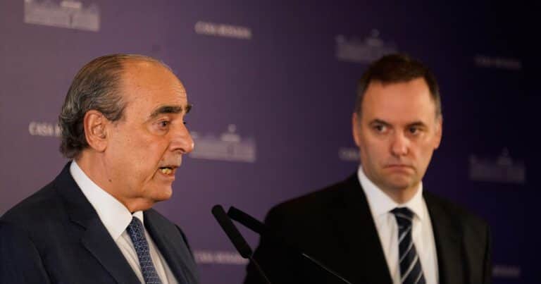 Fuerte respaldo del Gobierno a Milei, en medio del escándalo cripto: «La gente juzgará, pero no hay persona más honesta»