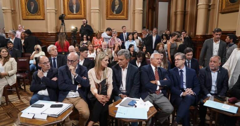 Con fuertes cruces por Cristina y Milei, el Senado le dio dictamen al proyecto de Ficha Limpia