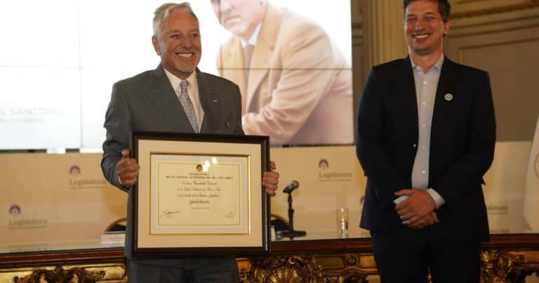 La legislatura porteña distinguió al ex juez federal Gabriel Cavallo