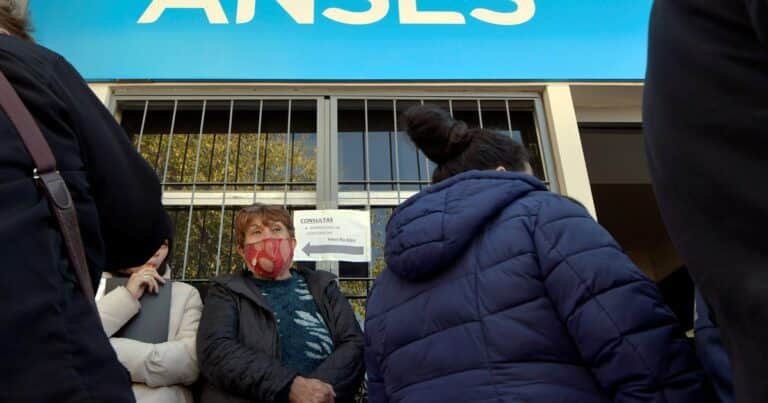 Asignaciones familiares: cuáles son los nuevos montos y límites de ingresos desde abril 2025