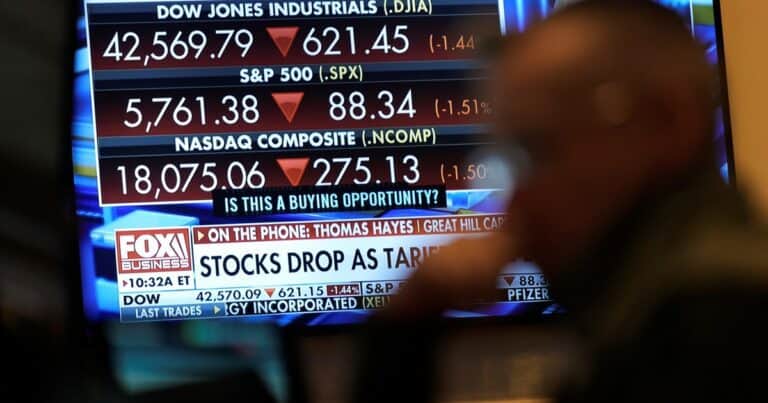 Reabrió el Merval después del finde XXL y rebotan acciones y bonos: el riesgo país baja a 732 puntos