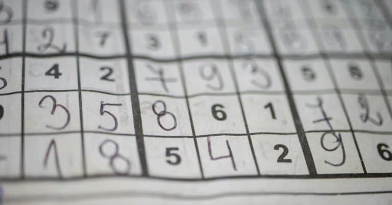 Cuáles son los beneficios de hacer crucigramas y sudoku todos los días