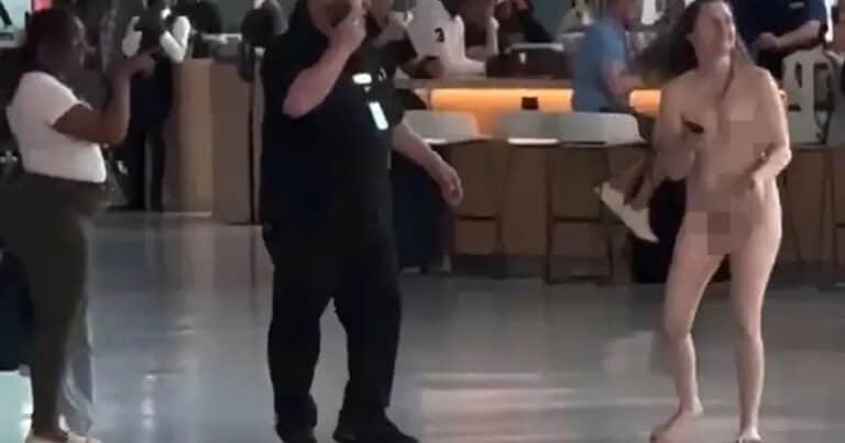Una mujer desnuda atacó al personal de seguridad en un aeropuerto: se creía princesa de Disney