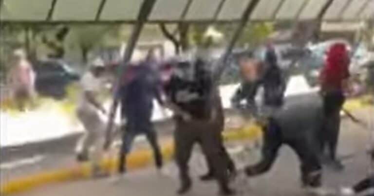 Violenta pelea de barras a los tiros en un hospital de Gonnet