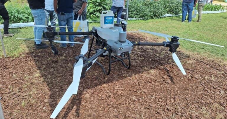 Los drones ya vuelan sobre grandes cultivos y resuelven problemas