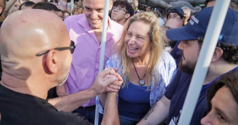 Los nervios en el Gobierno y las teorías conspirativas que van desde Cristina Kirchner a Mauricio Macri