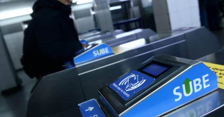 Pago con QR en el subte: las billeteras virtuales piden más tiempo para poner en marcha el sistema