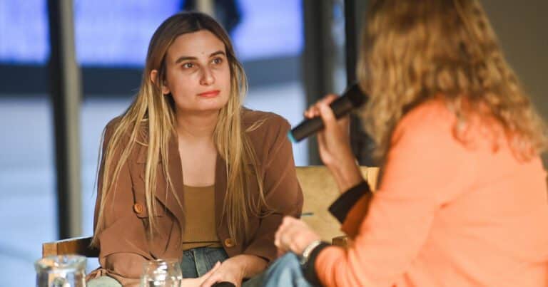 Tamara Tenenbaum en el espacio cultural Clarín / Ñ: «Una sociedad sin visiones de futuro está condenada a la frustración»
