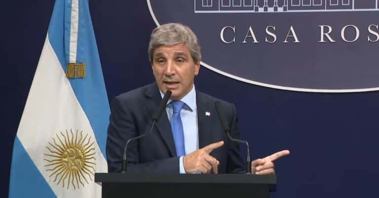 Caputo advirtió que tomará medidas contra Stellantis si aumenta los precios de sus vehículos