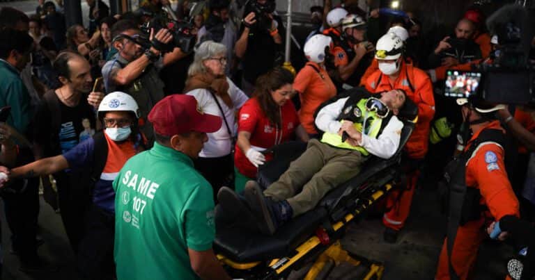 Tensión en otra marcha frente al Congreso: aplican el protocolo antipiquetes y hay un herido