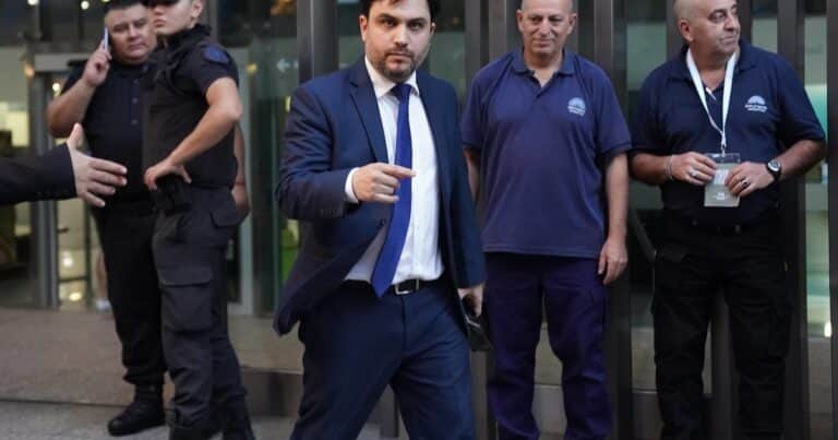 Elecciones 2025 en Argentina EN VIVO: «Extorsión implícita y 48 horas de arresto», la propuesta que impulsa Ramiro Marra para combatir a los trapitos en la Ciudad