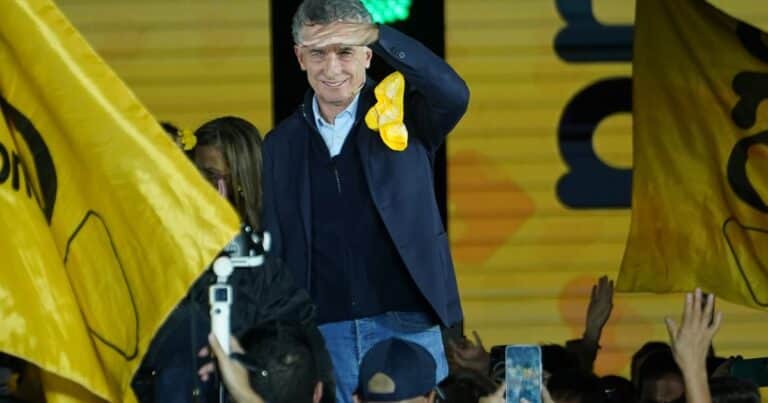 Mauricio Macri afirmó que a Javier Milei lo manipula su entorno y le pidió a Luis Caputo que levante el cepo cambiario