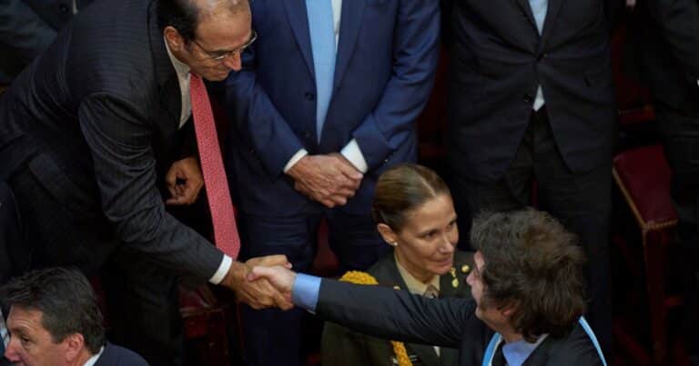 La Constitución no dice qué debe ocurrir con García-Mansilla ahora que el Senado bajó su pliego