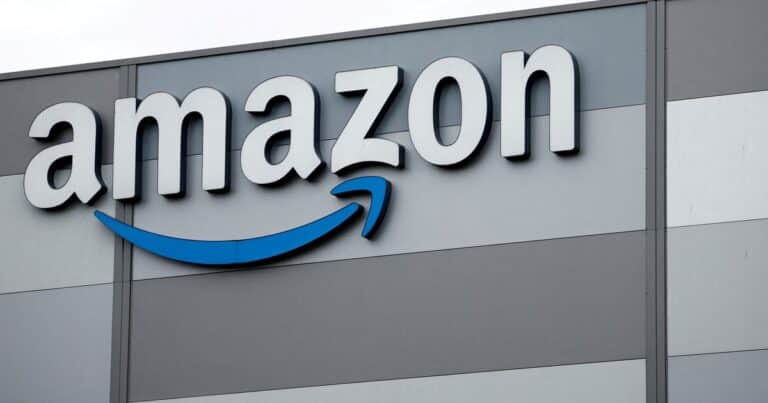 Cómo es la inteligencia artificial de Amazon que «reemplaza» al humano: puede navegar en Internet y hasta hacer compras