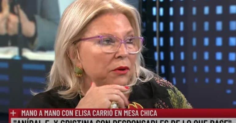 Elisa Carrió le ganó un séptimo juicio a Aníbal Fernández quien había prometido «buscar hasta debajo de la cama para embocarla»