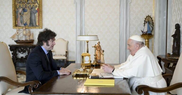 Javier Milei reveló que le pidió disculpas al papa Francisco en su último encuentro: «Me dijo que eran errores de juventud»