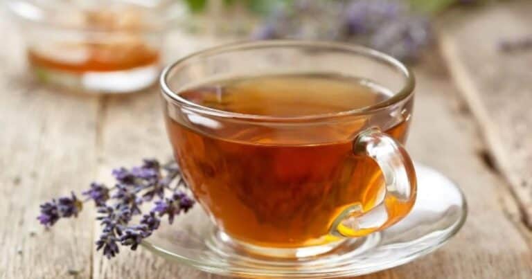 Ni tilo ni manzanilla: el té que ayuda a dormir mejor y es rico en antioxidantes