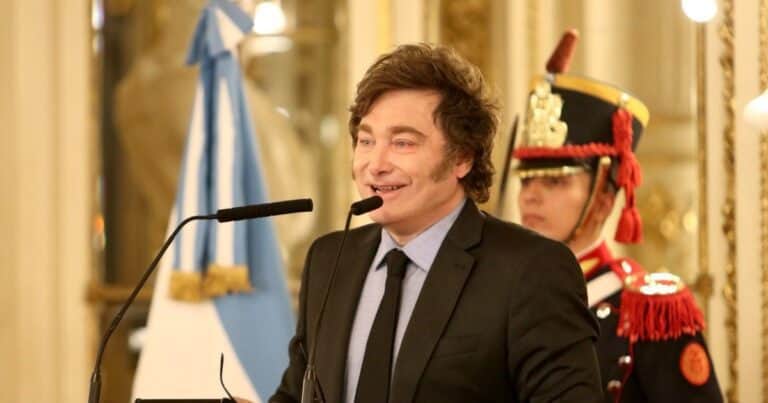 Javier Milei se insoló en el funeral del papa Francisco: “Lilia hizo magia con mi cara”
