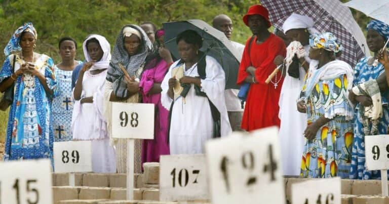 Cuerpos profanados por odio: el infierno de los cementerios en Senegal