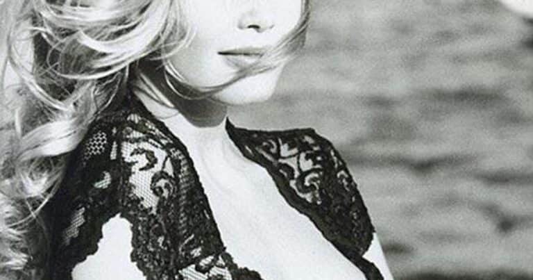 Cobraba US$ 6 millones por campaña pero decidió alejarse: cómo es la vida hoy, a los 54 años, de la modelo Claudia Schiffer