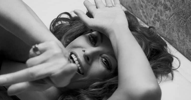 Cómo está Sophia Loren hoy, a los 90 años: cómo lleva sus días y su estilo la gran diva del cine