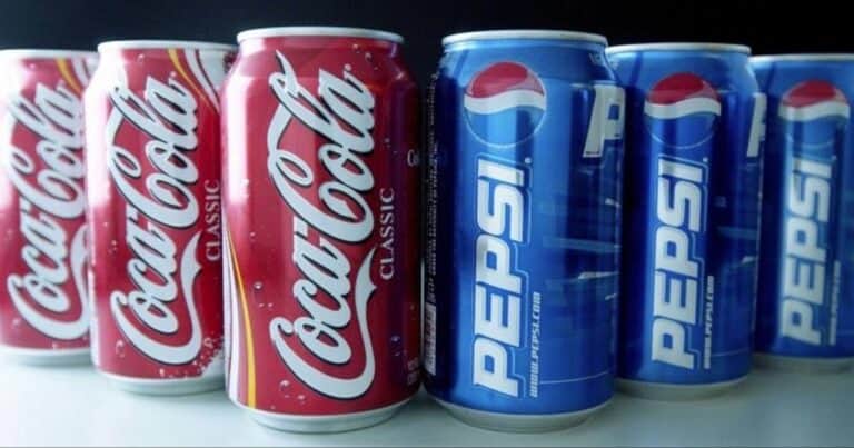 La historia de la ex empleada de Coca-Cola que intentó vender secretos a Pepsi