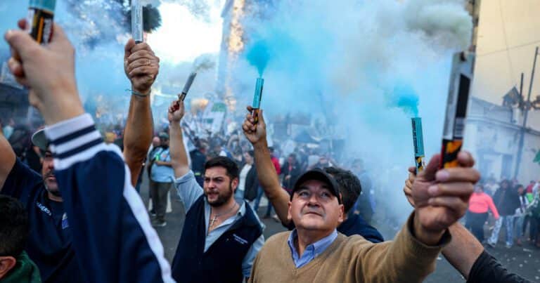 La marcha de la CGT terminó con una cumbre con Kicillof, el gran rival de Cristina