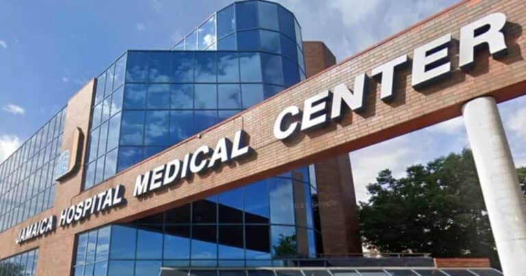 Tienen el mismo apellido, los intercambiaron al nacer y se enteraron 60 años después: la demanda al hospital