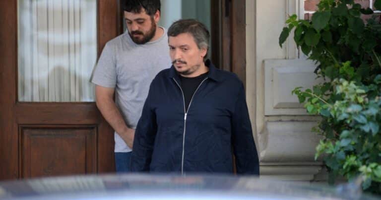Andrés Larroque acusó a La Cámpora de «extorsionar» a Kicillof y desde el sector de Máximo Kirchner les respondieron que tiene «fantasmas en la cabeza»