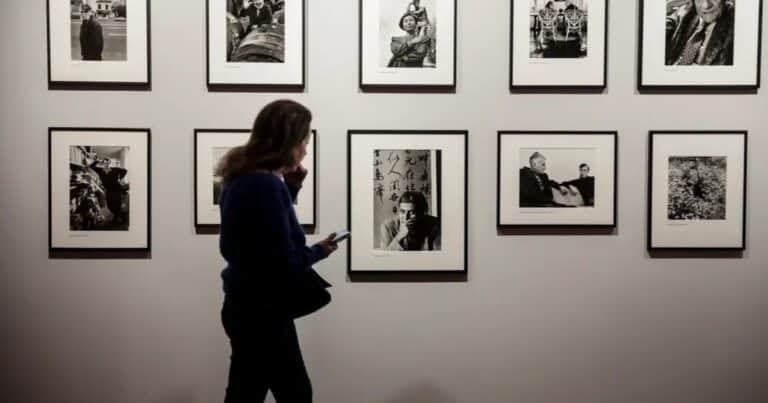 Robert Doisneau, más allá de la foto del beso ante el Ayuntamiento de París