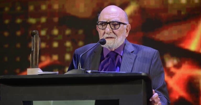 Murió Luis Felipe «Yuyo» Noé: el día que el artista recibió el Premio Ñ a la Trayectoria