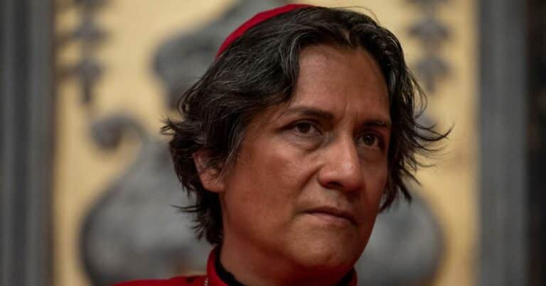 Carlos Diehz, la revelación de Cónclave que sufría de nido vacío y empezó a actuar a los 50: «Mi vida sigue igual»