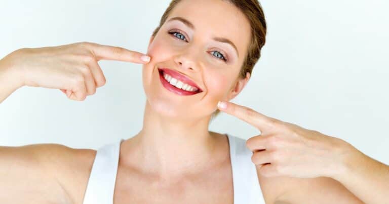 Los 10 alimentos que dañan tus dientes, según los odontólogos