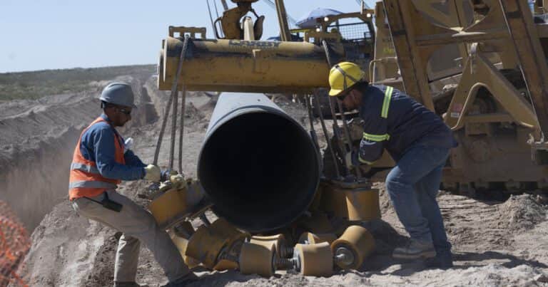 Qué es Enarsa, la empresa pública que quiere privatizar Milei: tiene gasoductos, represas y Transener