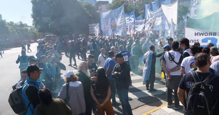 Marcha la CGT por el Día del Trabajador: dónde concentran, quiénes participan y a qué hora es la manifestación
