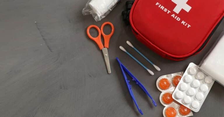 Qué debe tener un kit de emergencia: algunas recomendaciones para una urgencia de salud