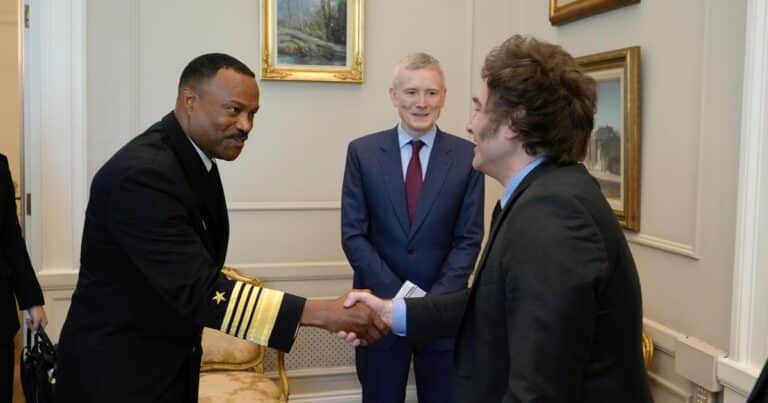 Javier Milei recibió en Casa Rosada al jefe del Comando Sur y refuerza el vínculo con EE.UU.