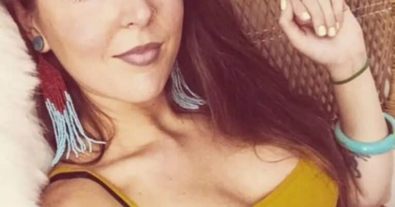 «Excitada y aburrida»: la espantosa confesión de una enfermera cuando la sorprendieron teniendo sexo con su hijastro de 15 años