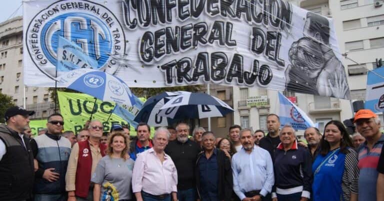 Adiós a “los Gordos”: la CGT se reconfigura tras el paro, hablan de un jefe único y siguen la sucesión en la UIA