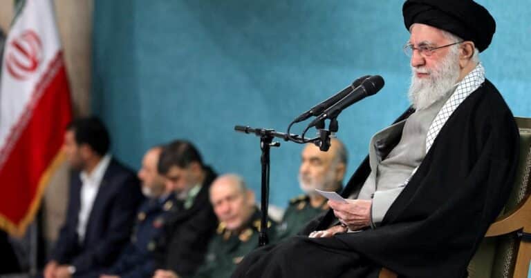 Atentado a la AMIA: el fiscal reclama el arresto de Alí Khamenei, líder espiritual de Irán