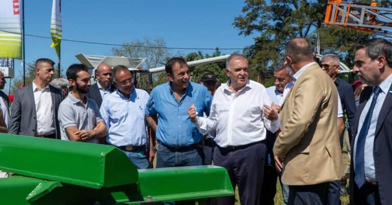 Por los costos de fletes, productores de soja y maíz del norte piden ser tratados como economía regional sin retenciones