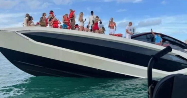 Se hundió en Miami un lujoso yate Lamborghini con 32 modelos e influencers a bordo