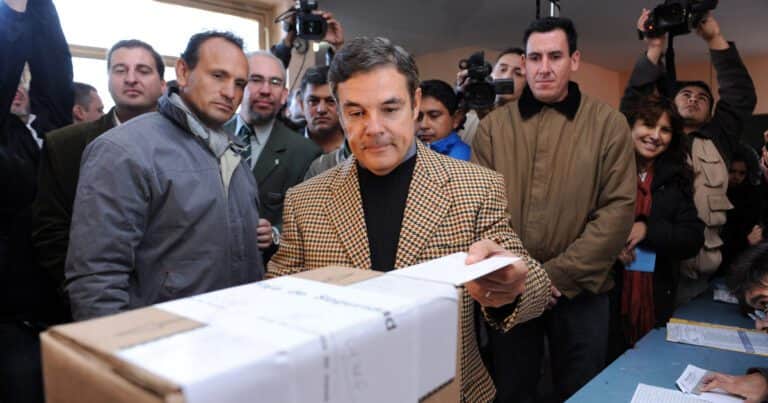 En Misiones los libertarios van en tres listas y Rovira confía en un triunfo cómodo para mantener el poder