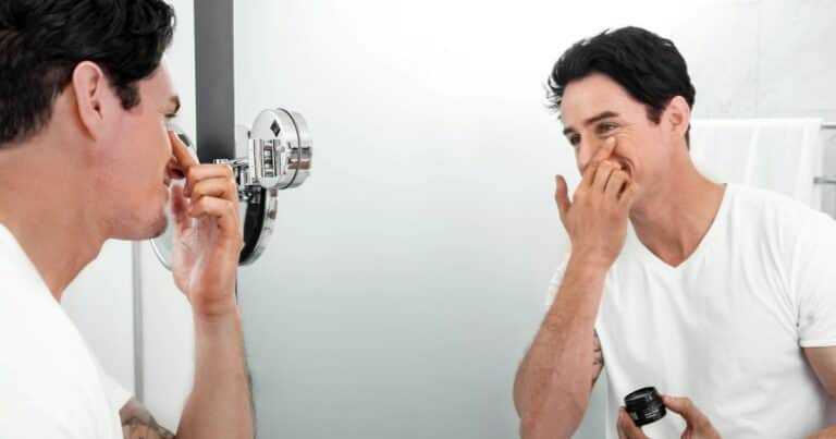 Qué es el SIBO y cómo afecta la piel de los hombres, según los expertos